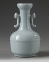 A SMALL CHINESE RU-TYPE TWIN-HANDLED VASE