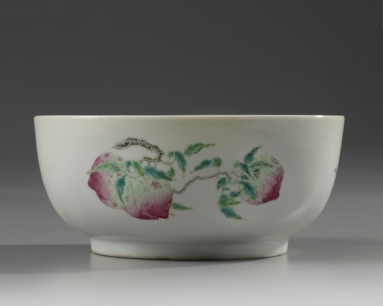 A Chinese famille rose 'Three Abundances' bowl