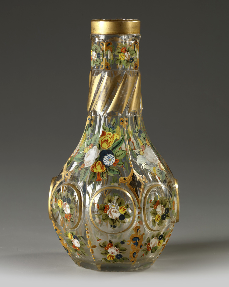 An Islamic glass 'flower' vase