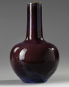 A CHNESE FLAMBÉ-GLAZED BOTTLE VASE, CHINA, 19TH-20TH CENTURY