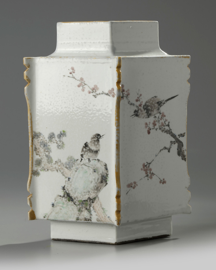 A Chinese Qianjiang-style famille rose rhomboid-shaped vase