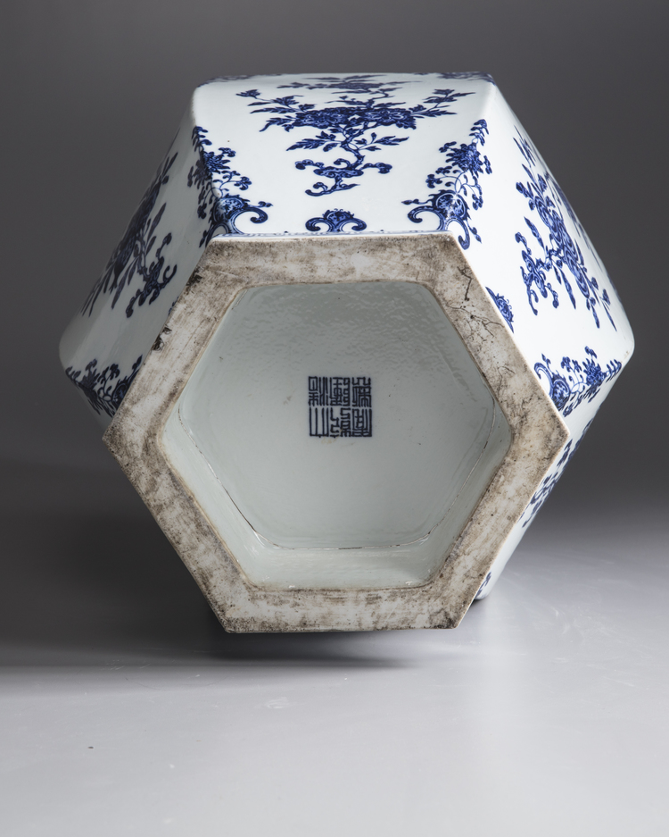 A Chinese blue and white hexagonal vase