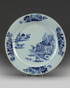 A LARGE CHINESE BLUE AND WHITE PLATE, 18TH CENTURY
