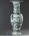 A CHINESE FAMILLE VERTE 'FIGURAL' PHOENIX TAIL VASE, 19TH CENTURY