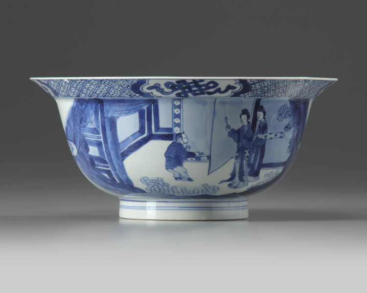 A Chinese blue and white 'Romance of the Western Chamber' klapmuts bowl