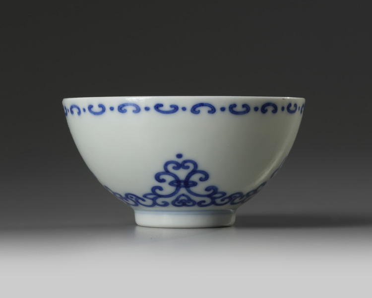 A Chinese blue and white cup