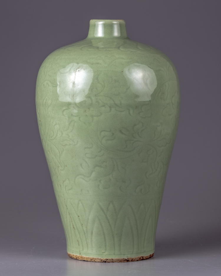 A celadon glazed meiping vase