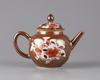 A Chinese 'Batavia ware' teapot and cover