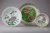 FOUR CHINESEFAMILLE ROSE DISHES, 19TH CENTURY