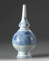 A Chinese blue and white rosewater sprinkler