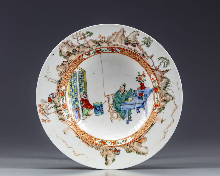 A Chinese porcelain dish