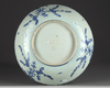 A Chinese blue and white 'Kraak porcelain' charger
