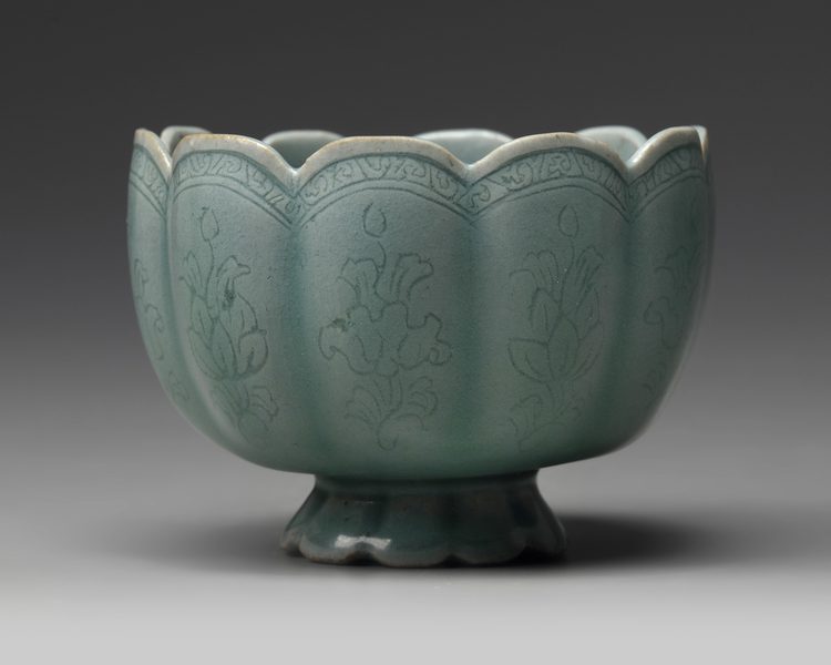 A small Korean celadon-glazed lobed cup
