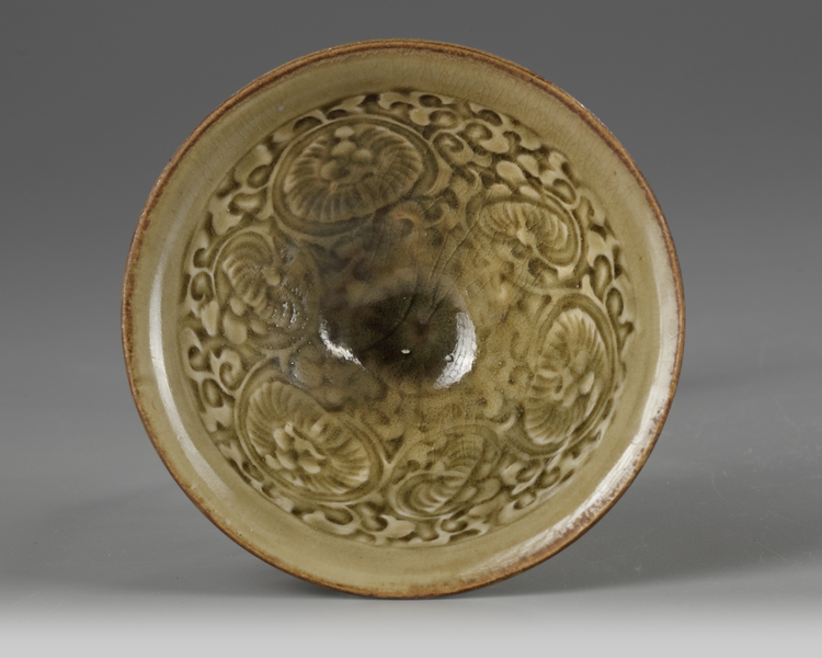 A Yaozhou celadon-glazed 'chrysanthemum' bowl
