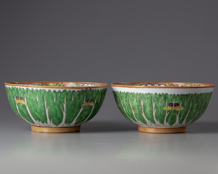 A pair of famille rose bowls