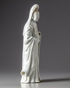 A CHINESE FIGURE OF GUANYIN, 18TH CENTURY