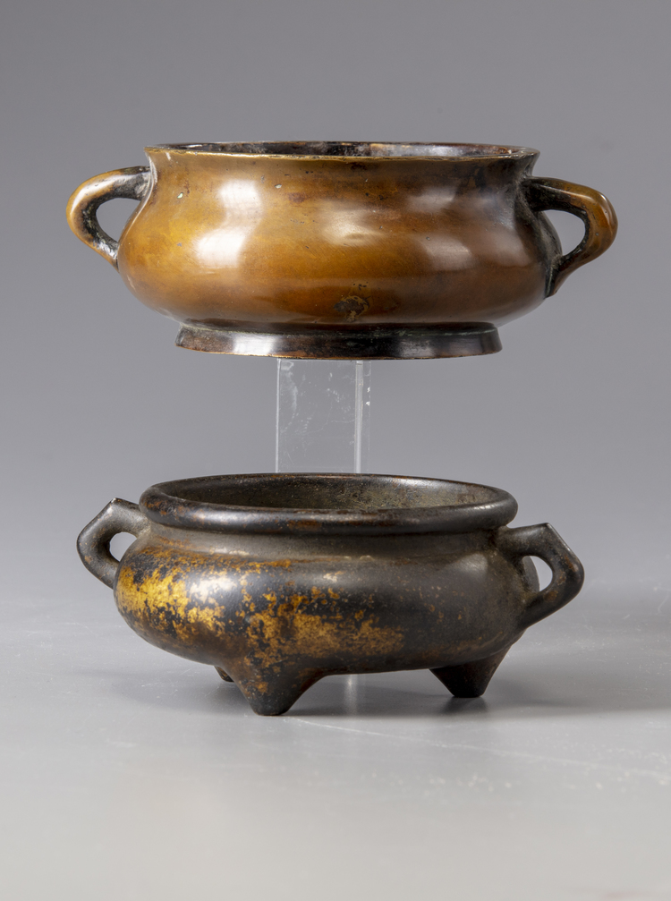 TWO CHINESE BRONZE CENSERS, QING DYNASTY (1644-1911)