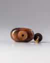 A Chinese horn snuff bottle