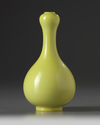 A Chinese yellow-ground garlic head vase