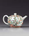 A Chinese famille verte teapot
