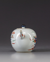 A Chinese famille verte teapot