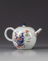 A Chinese famille verte teapot