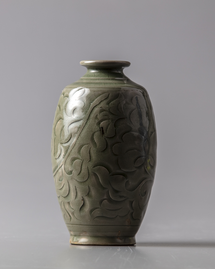 A Chinese celadon glazed vase