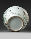 A LARGE CHINESE FAMLLE VERTE 'BIRD AND FLOWER' VASE HU, CHINA, 19TH-20TH CENTURY