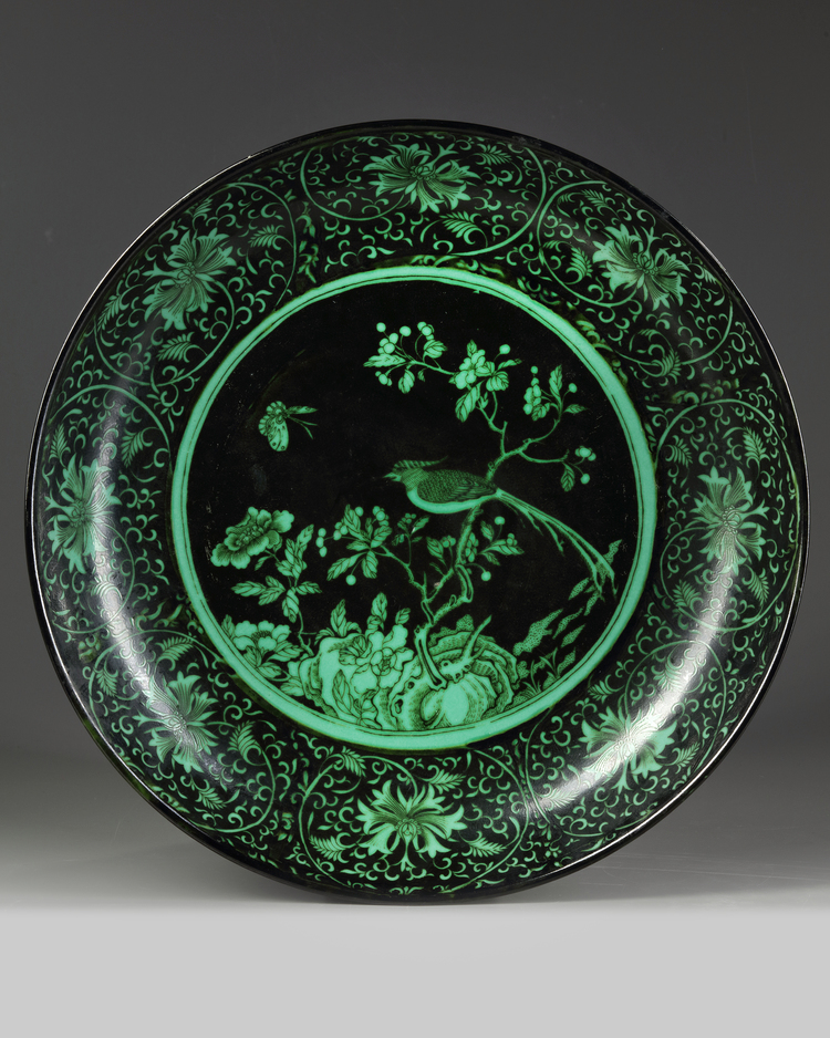A Chinese green and black ground charger