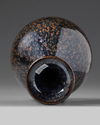 A CHINESE BLACK GLAZED RUST-SPLASHED PEAR-SHAPED VASE, SONG-STYLE