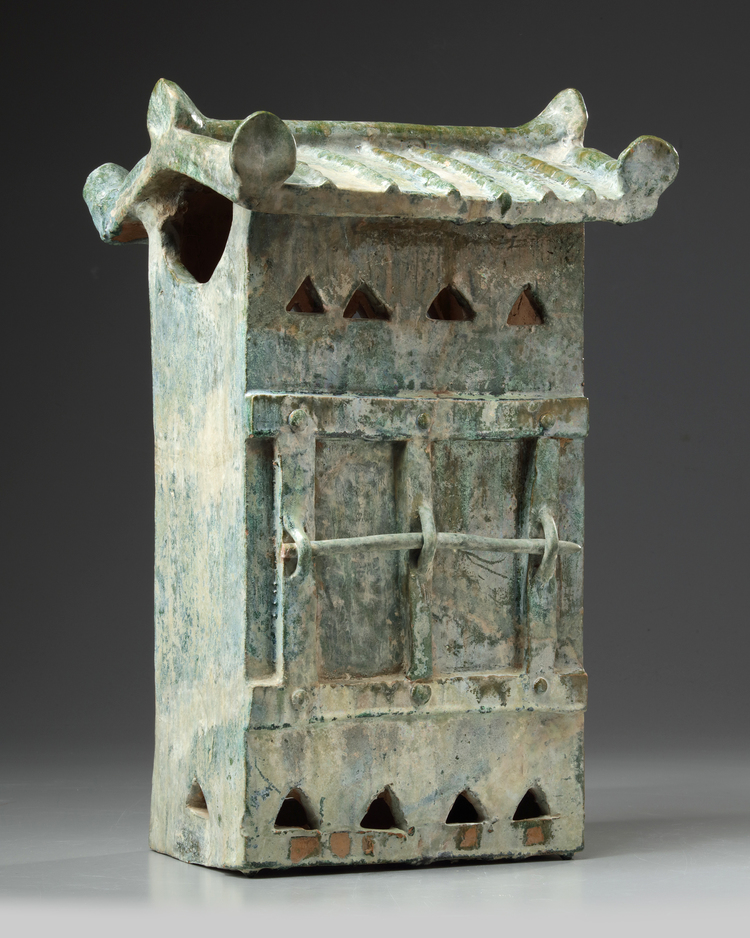 A Chinese green-glazed pottery storehouse