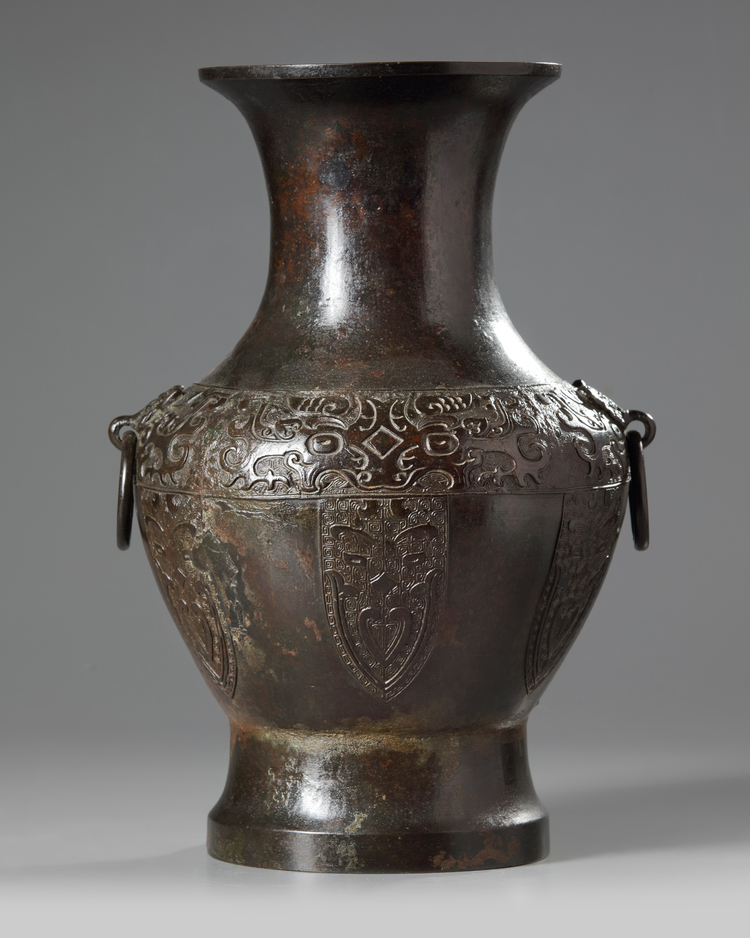 A Chinese bronze archaic 'taotie' vase