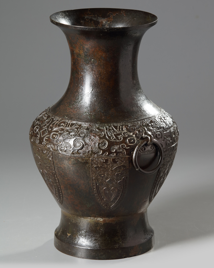 A Chinese bronze archaic 'taotie' vase