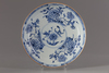 A lot of three Chinese blue and white objects