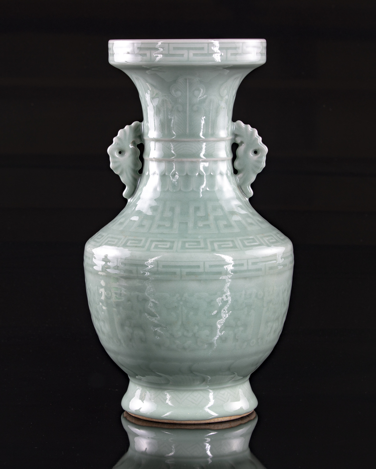 A Chinese celadon-glazed 'kui dragon' vase