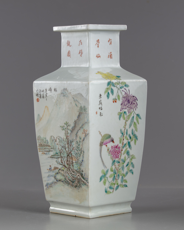 A Chinese square shaped vase