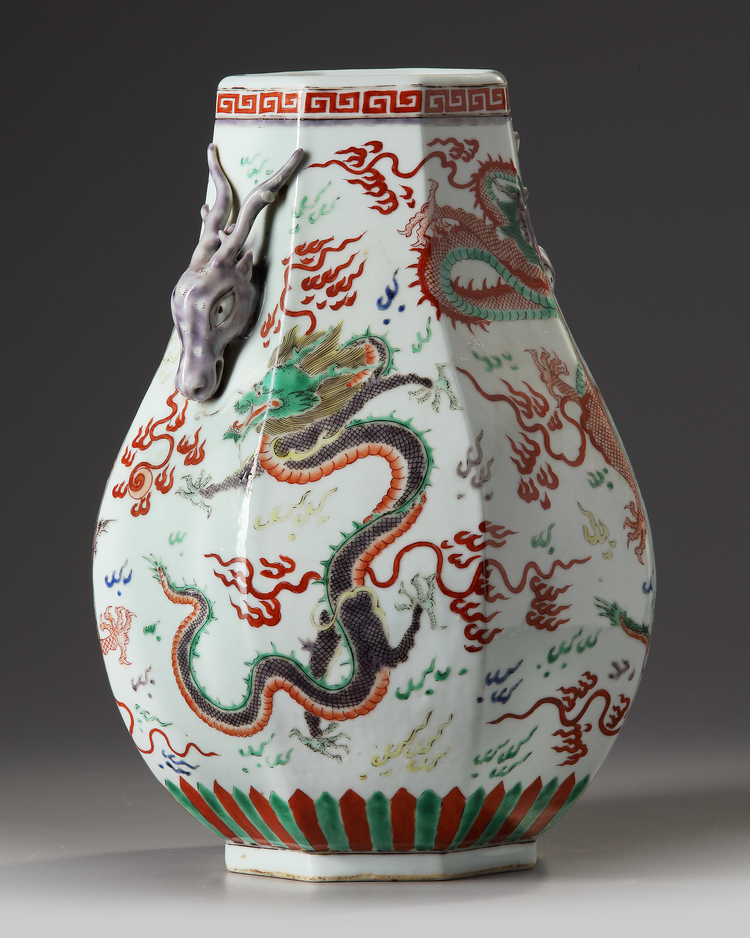 A Chinese wucai octagonal hu-vase
