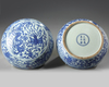 A Chinese blue and white box and cover