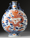 A LARGE CHINESE IRON-RED DECORATED BLUE AND WHITE MOONFLASK, 20TH CENTURY