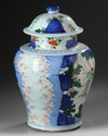 A CHINESE WUCAI JAR AND COVER,QING DYNASTY (1644-1911)