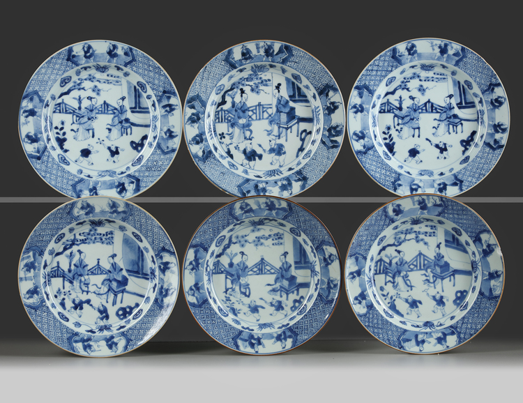 SIX CHINESE BLUE AND WHITE WESTERN CHAMBER DISHES