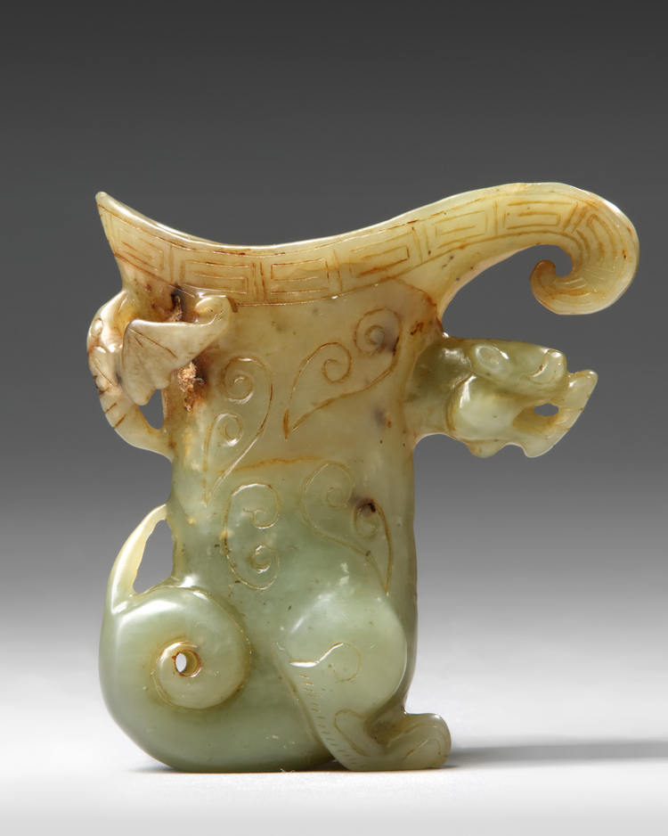 A SMALL CHINESE JADE CARVED VASE, 19TH-20TH CENTURY
