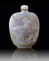 A CHINESE MOTHER-OF-PEARL SNUFF BOTTLE, 19TH-20TH CENTURY