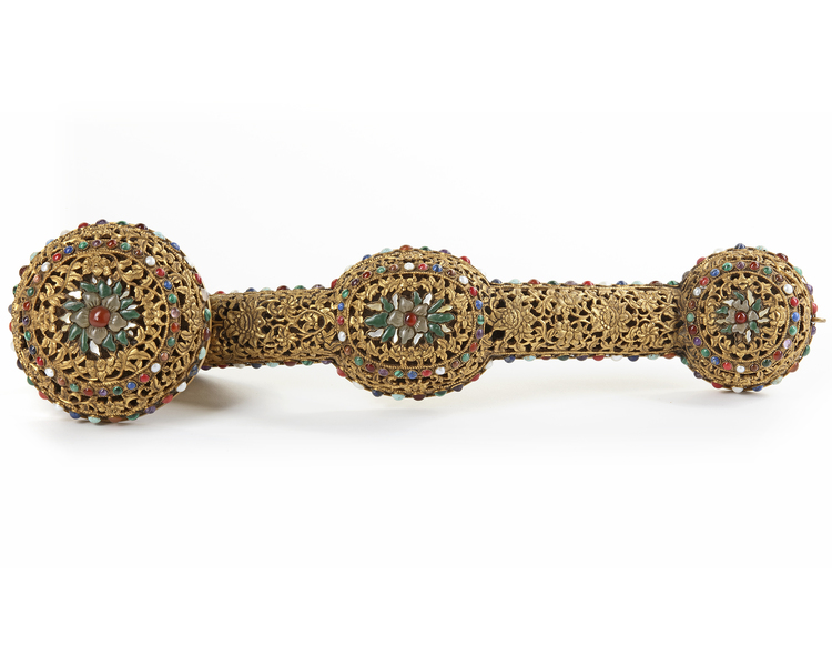 A CHINESE GILT BRONZE GEMSTONE  AND MOTHER-OF-PEARL INLAID SCEPTRE, CHINA, 19TH CENTURY