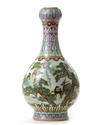 A CHINESE FAMILLE ROSE 'DEER AND CRANES' GARLIC HEAD-VASE, CHINA, QING DYANSTY (1644-1911)