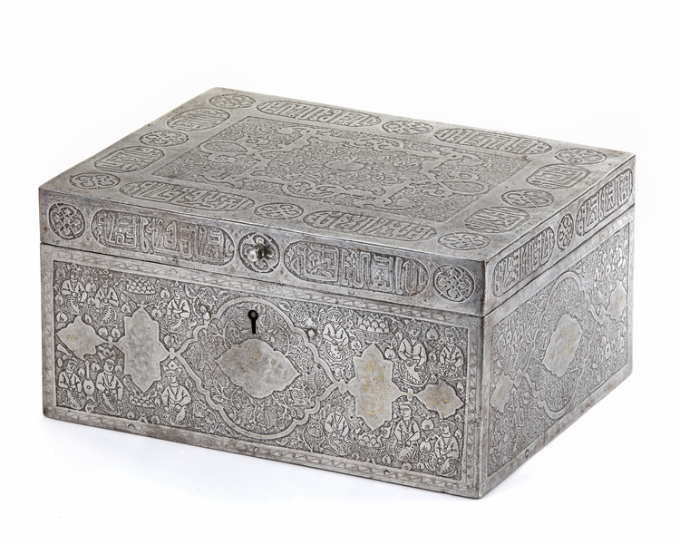 A PERSIAN METALWARE AND GILT INLAY BOX, QAJAR, 18TH-19TH CENTURY