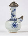 A CHINESE BLUE AND WHITE KENDI, CHINA, KANGXI PERIOD (1662-1722)