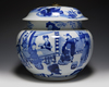 A CHINESE BLUE AND WHITE POT AND COVER, CHINA,19TH CENTURY