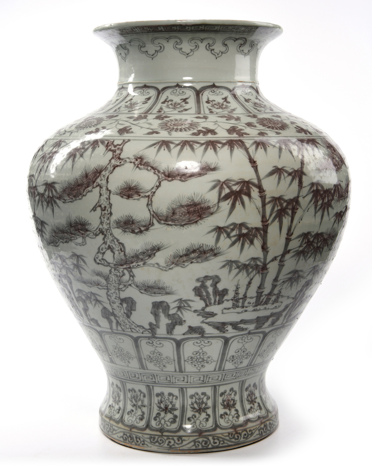 A LARGE CHINESE COPPER RED JAR,MING DYNASTY (1368-1644) OR LATER