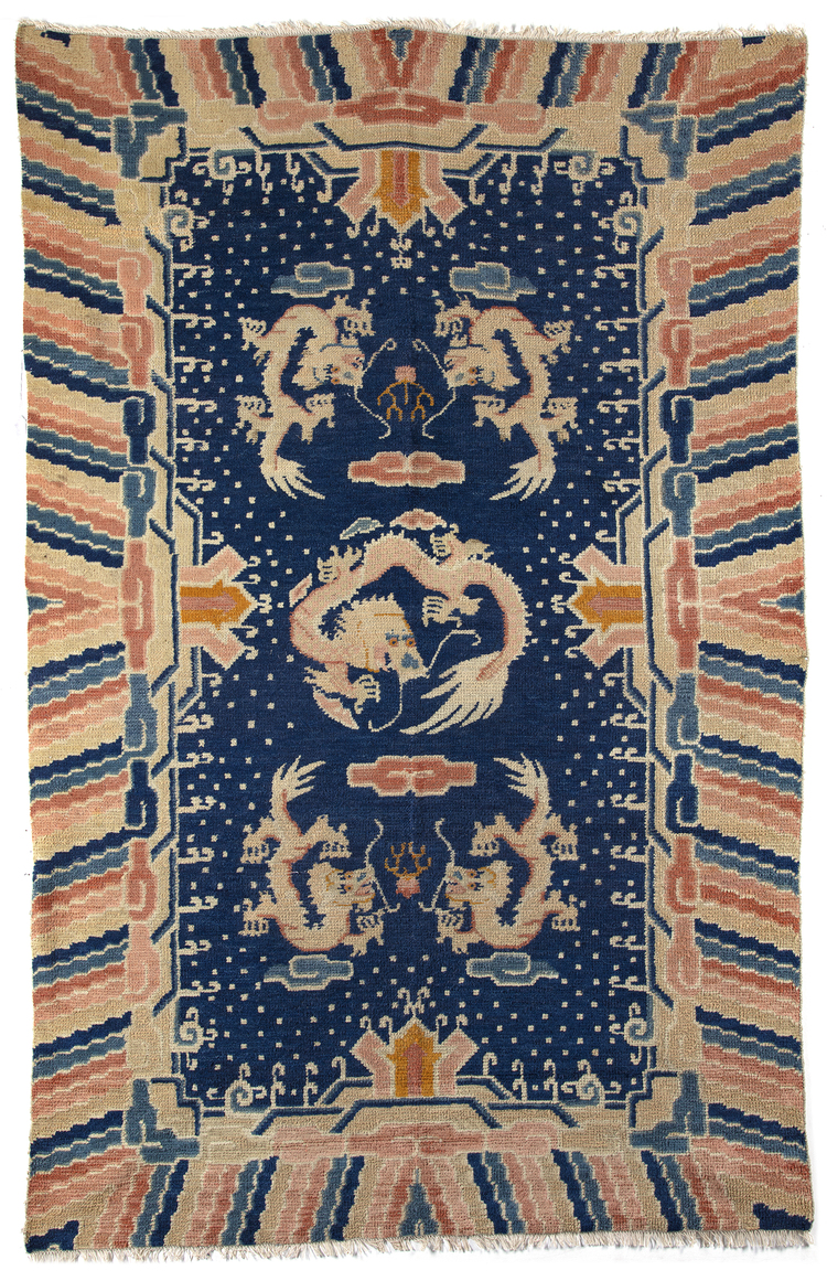 A CHINESE DRAGON RUG, EARLY 20TH CENTURY
